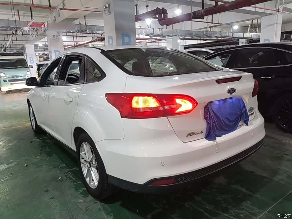 Ford Focus, 2018 все фото