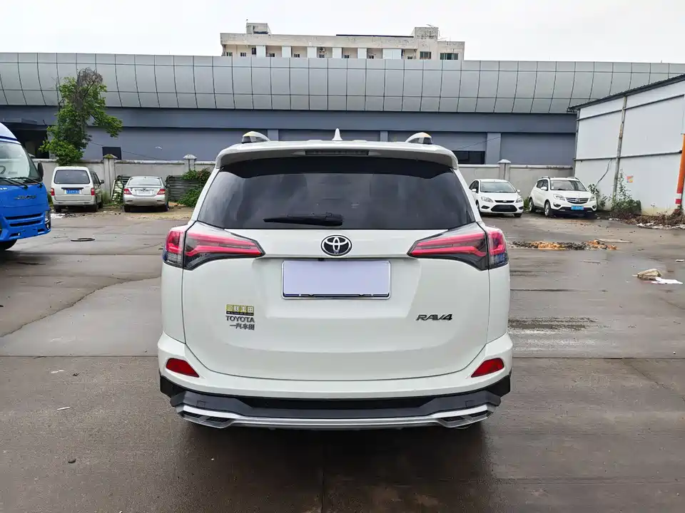 Toyota RAV4 Rongfang