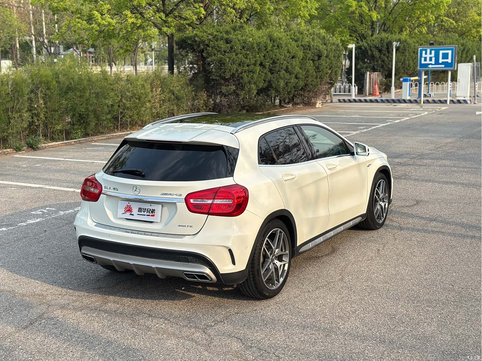 Mercedes-Benz GLA, 2015 16
