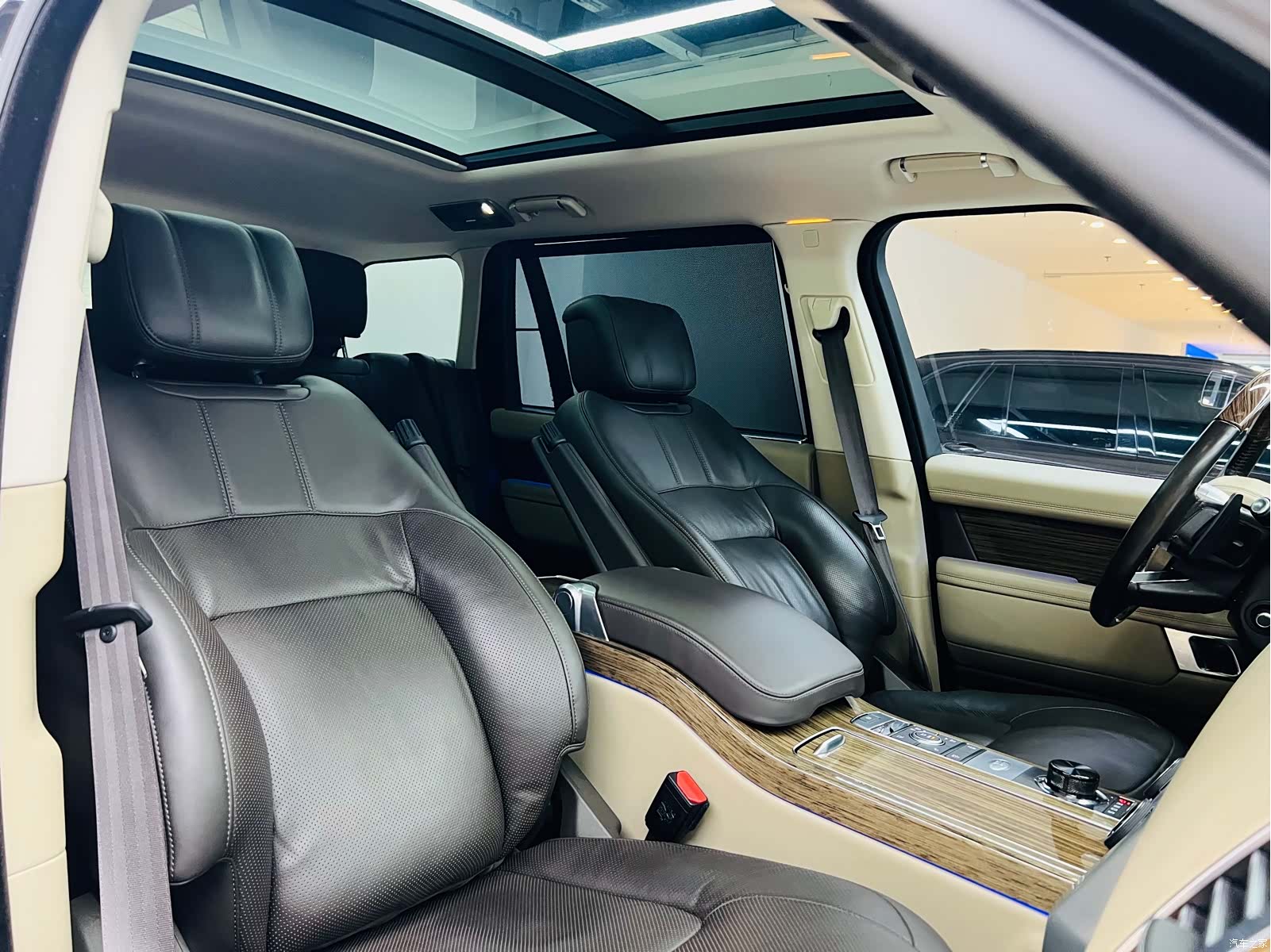 Land Rover Range Rover, 2019 9
