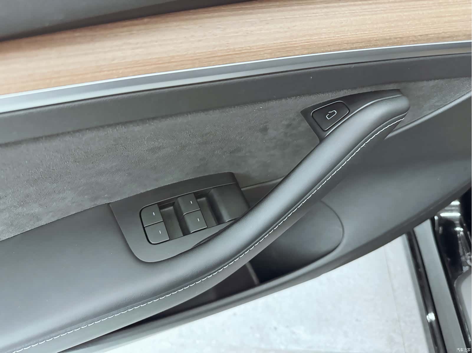 Tesla Model 3, 2023 16
