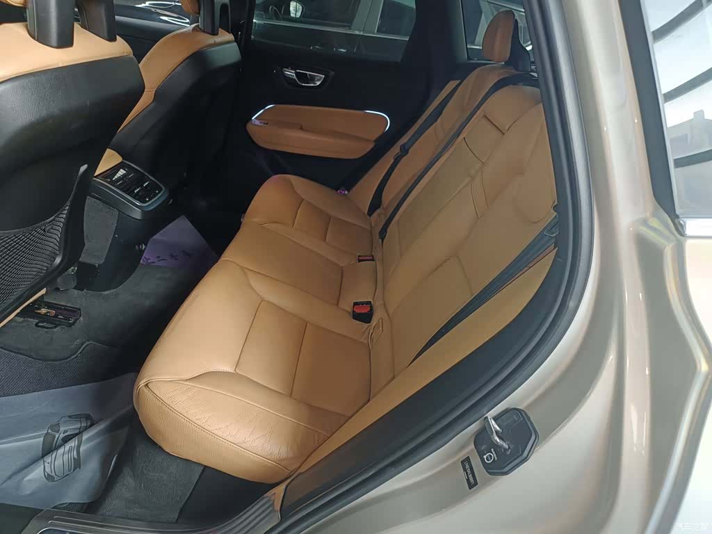 Volvo XC60, 2018 14