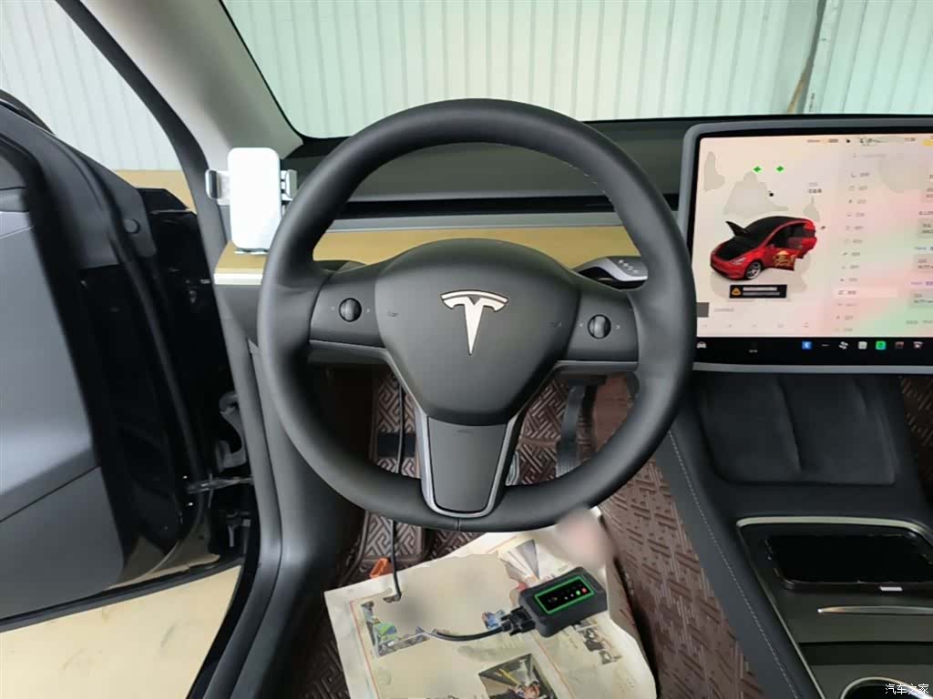 Tesla Model Y, 2023 11