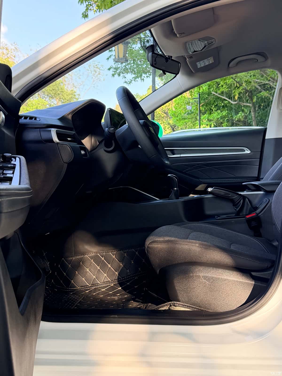 Geely Emgrand, 2024 8
