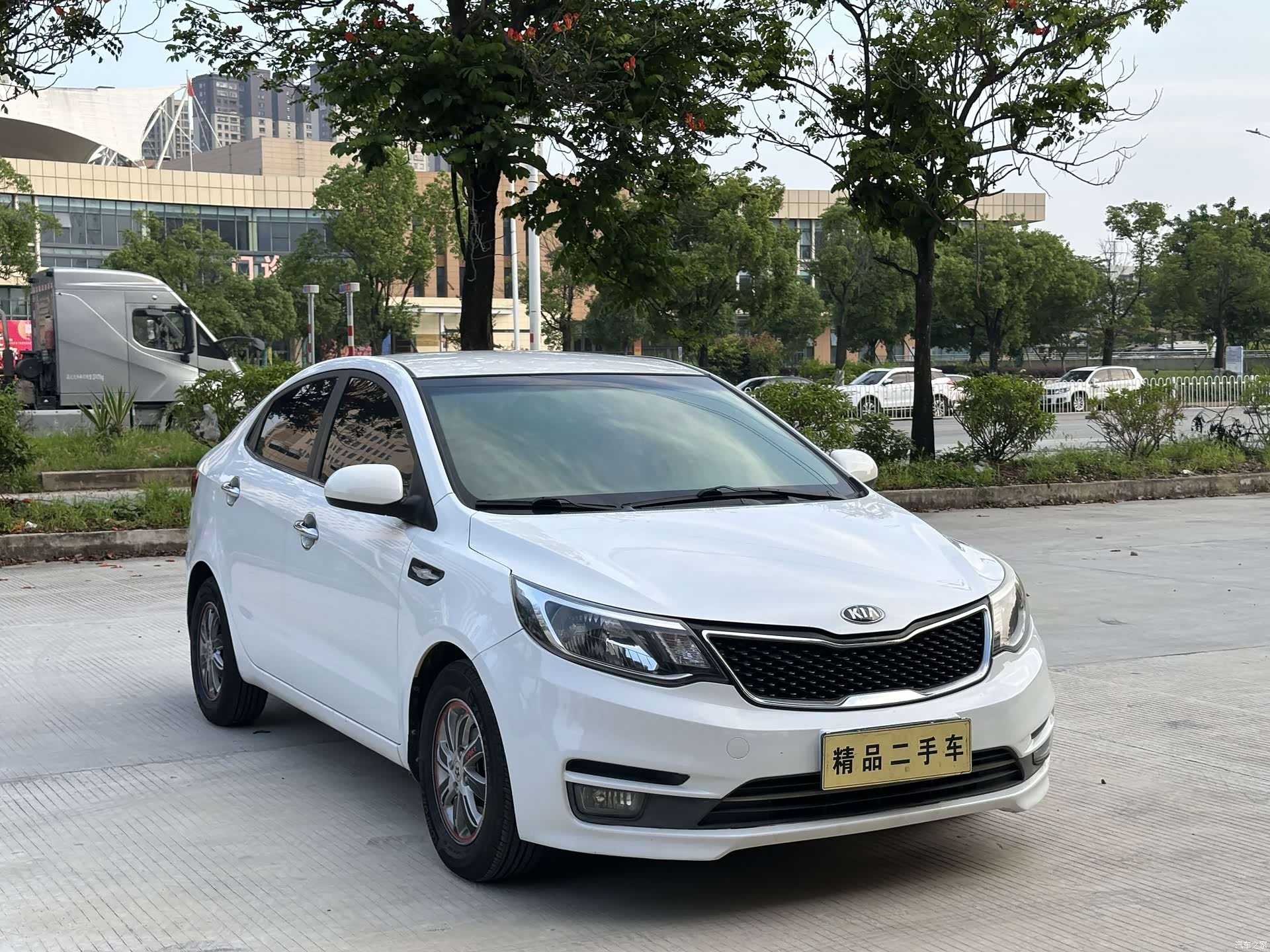 Kia K2, 2015 3