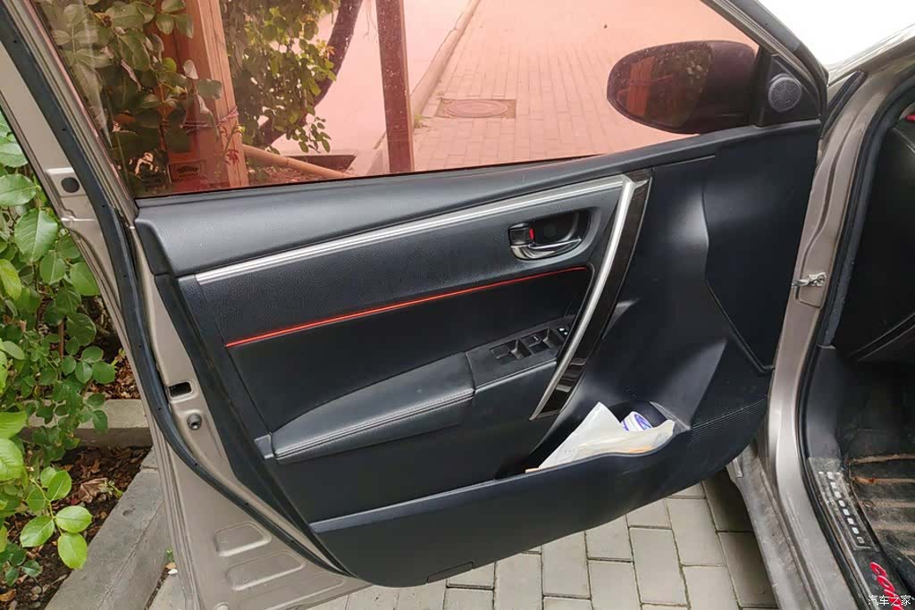 Toyota Corolla, 2016 7