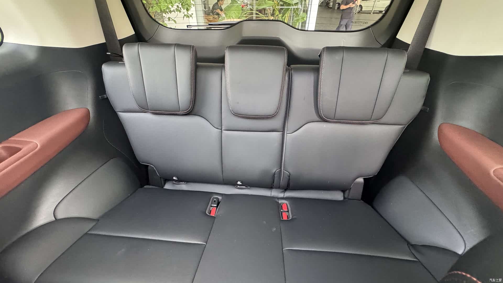 Trumpchi E8, 2024 24