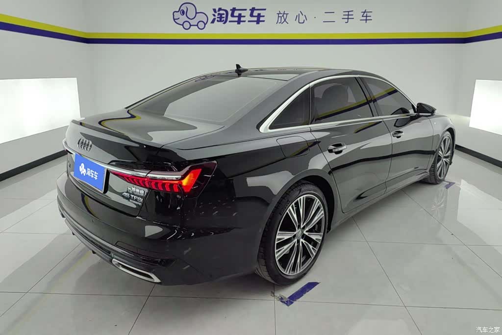Audi A6L, 2019 3