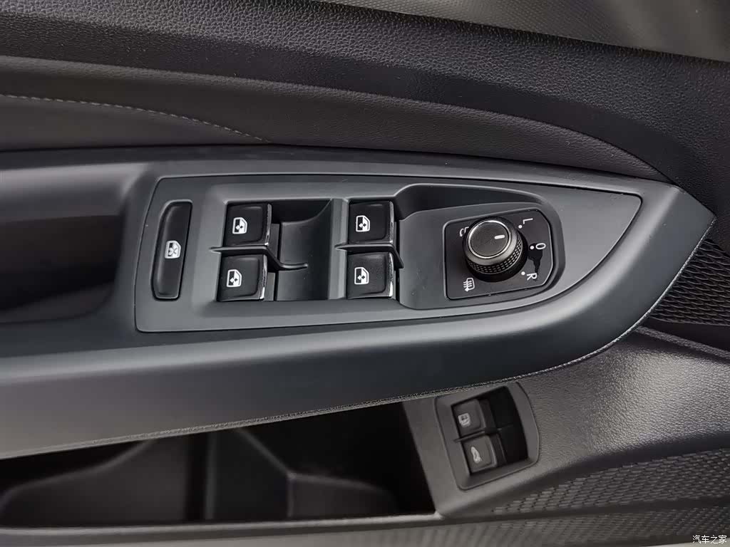 Volkswagen Passat, 2024 9