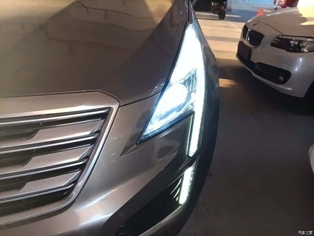 Cadillac XT5, 2017 18