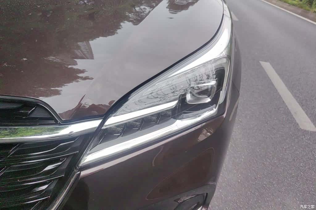 Buick Envision Plus, 2021 все фото