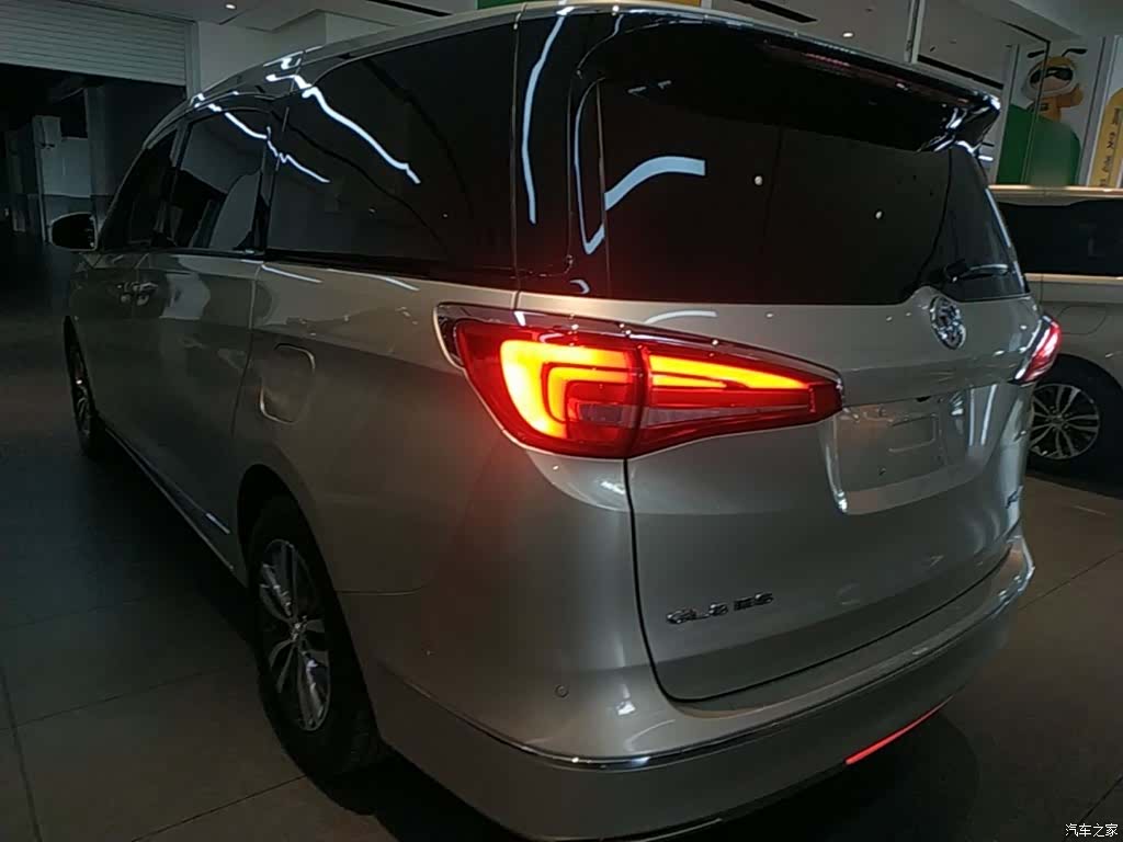 Buick GL8, 2019 все фото