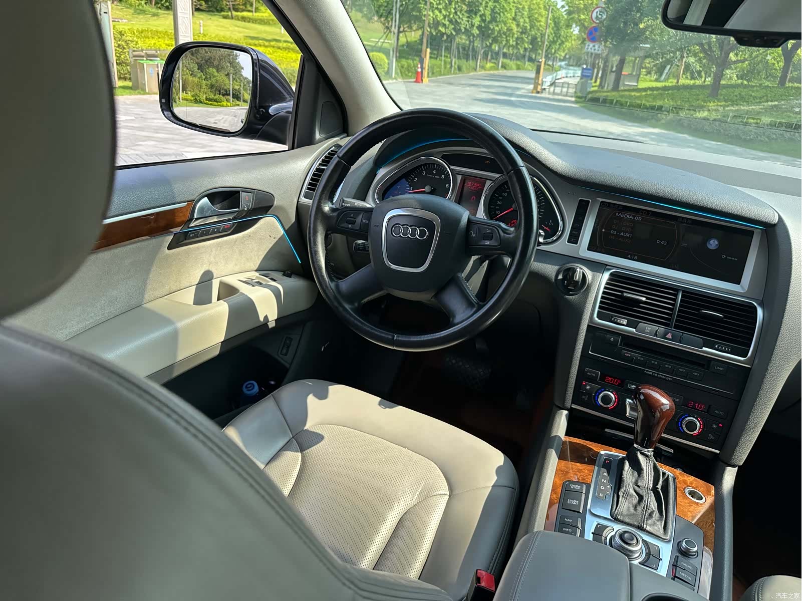 Audi Q7, 2009 13