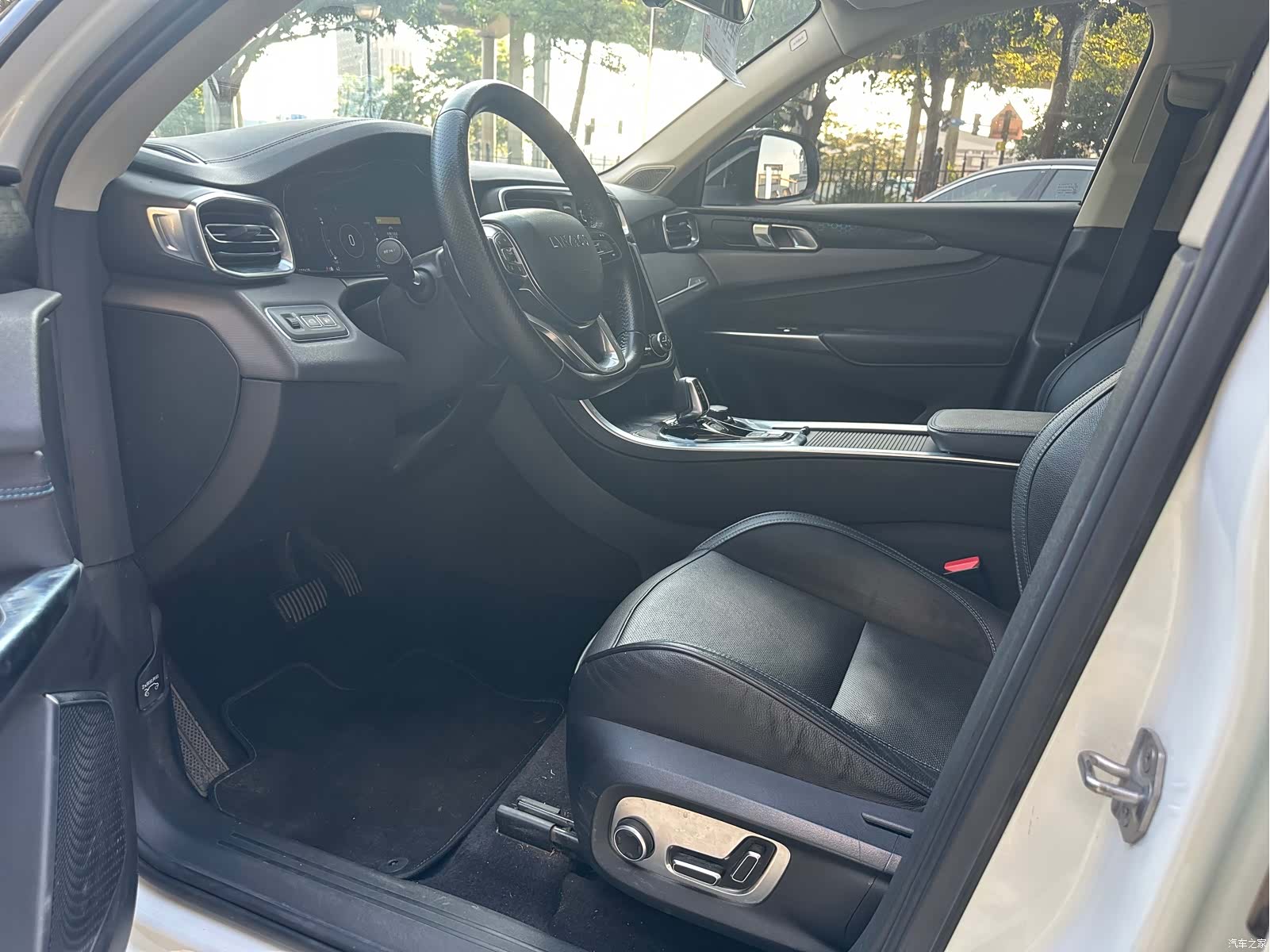 Lynk & Co 01, 2019 11