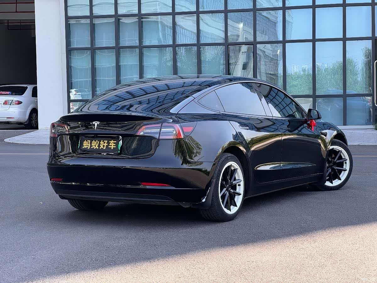 Tesla Model 3, 2022 все фото