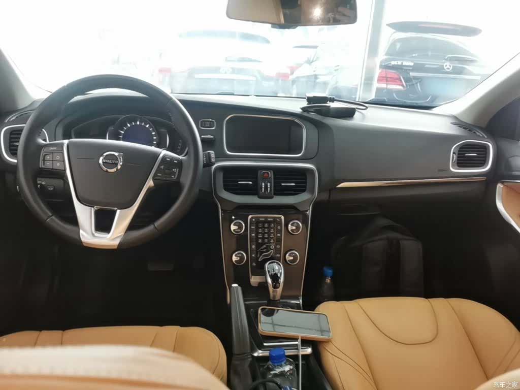 Volvo V40, 2017 10