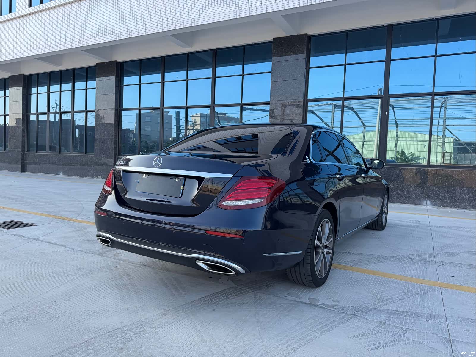 Mercedes-Benz E-Class, 2019 6