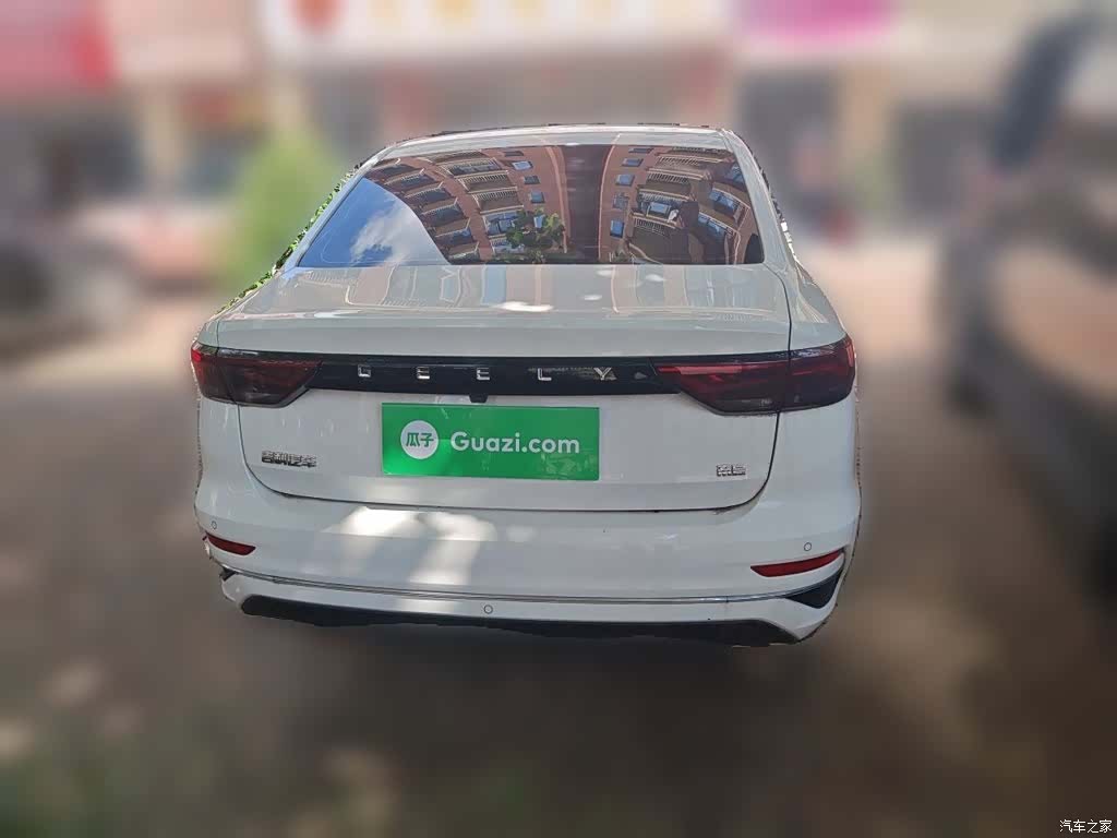Geely Emgrand, 2023 4