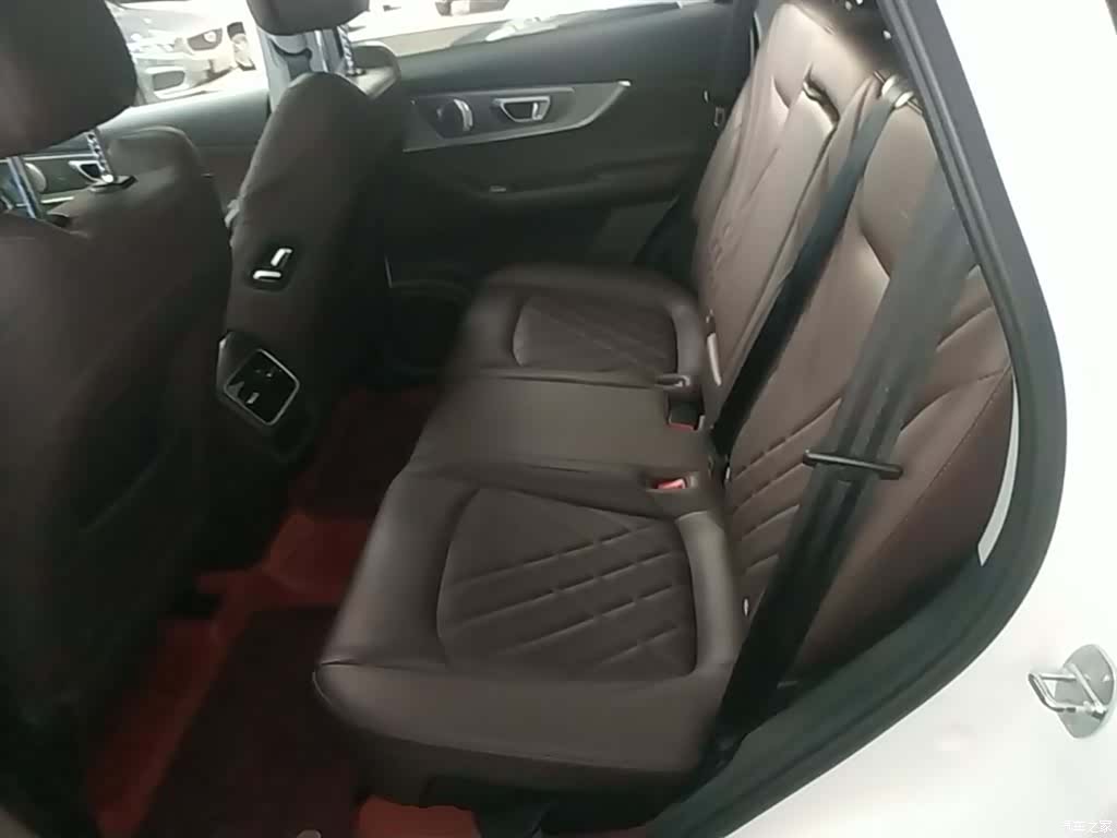 Chery Tiggo 8, 2023 17