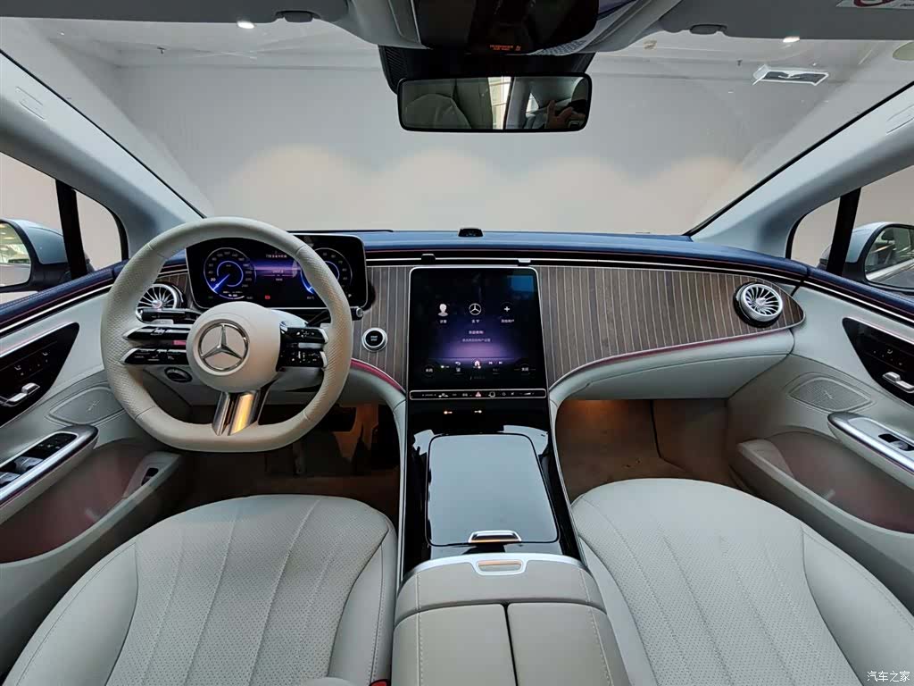 Mercedes-Benz EQE, 2025 17