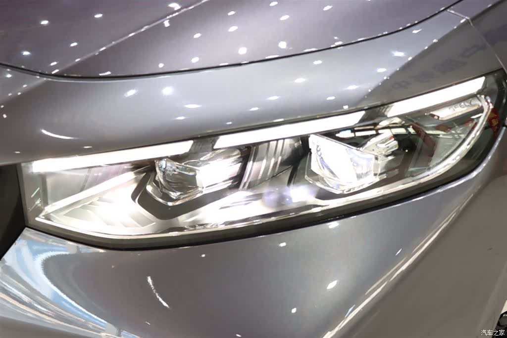 Geely Preface, 2025 18