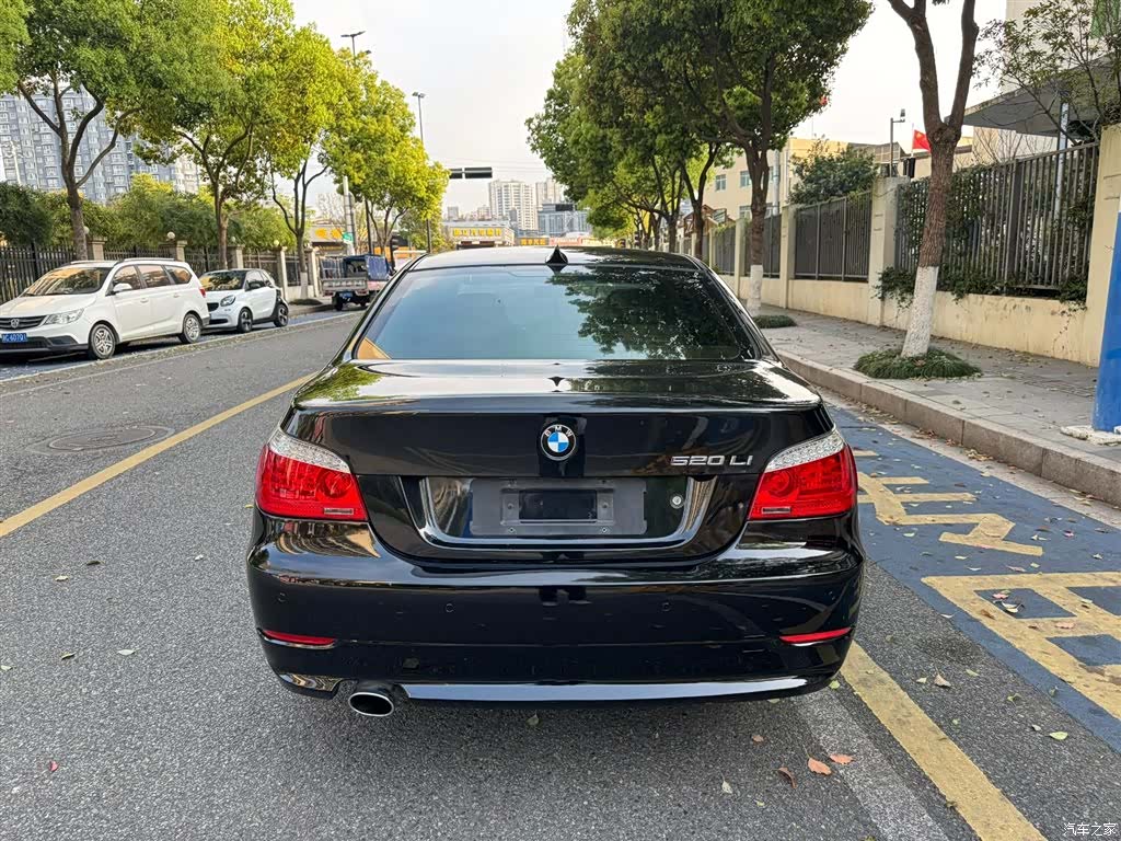 BMW 5 Series, 2010 все фото