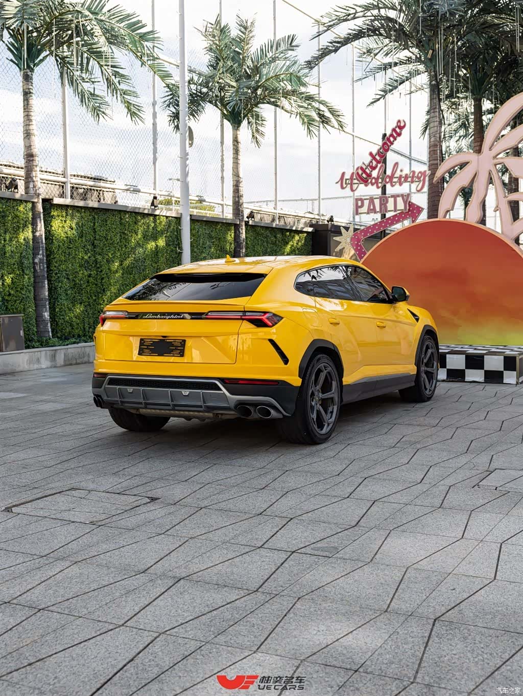 Lamborghini Urus, 2023 4