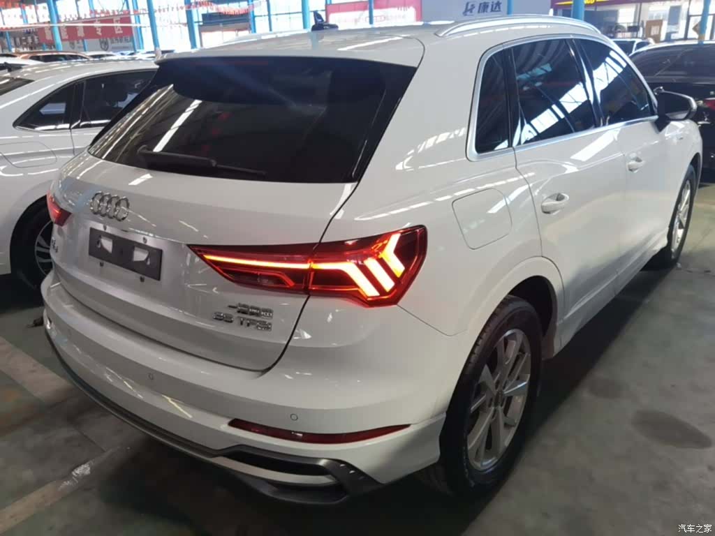 Audi Q3, 2019 7