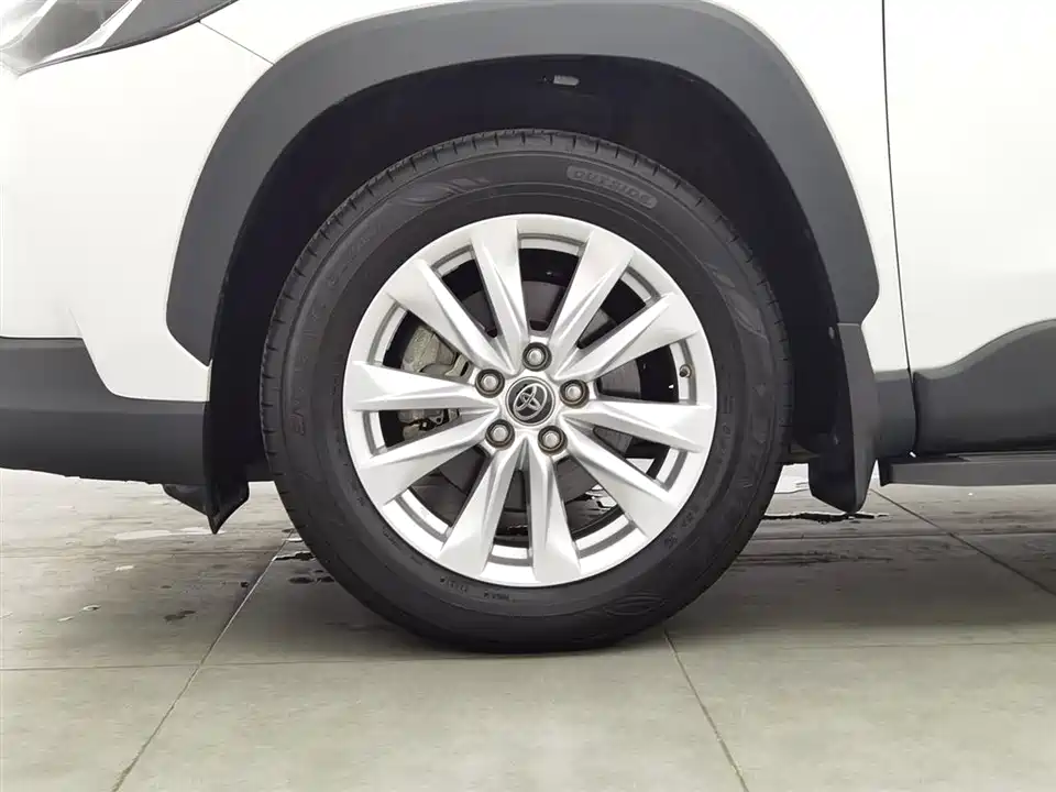 Toyota Corolla Sharp amplifier