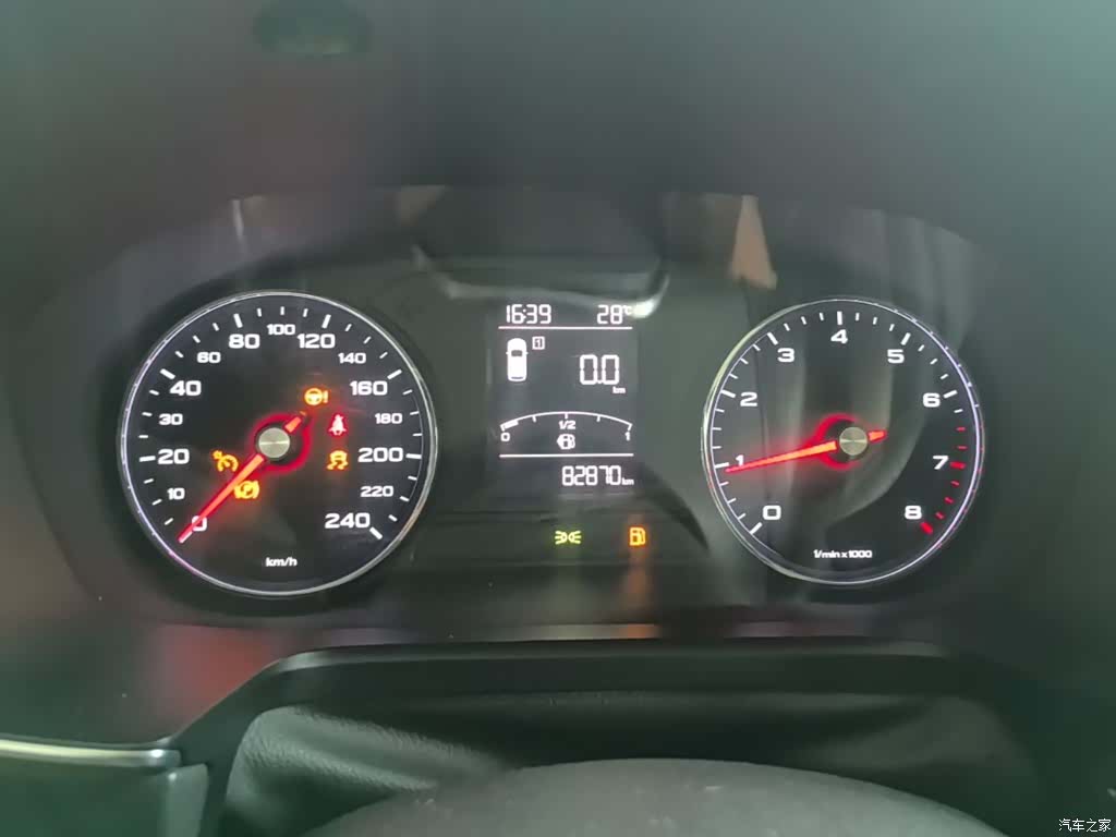 Roewe RX5, 2017 12