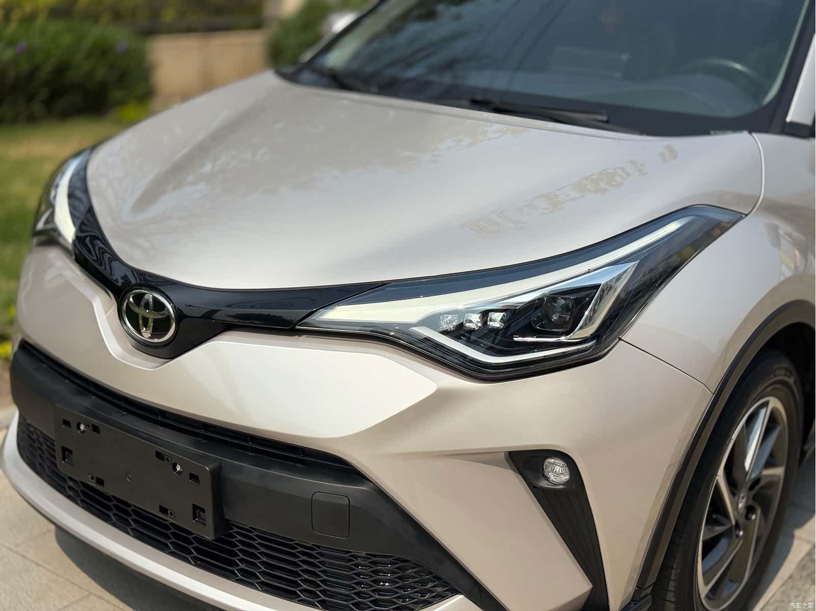 Toyota C-HR, 2022 10