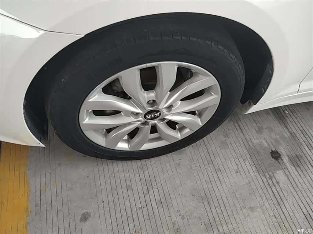 Kia K5, 2015 25