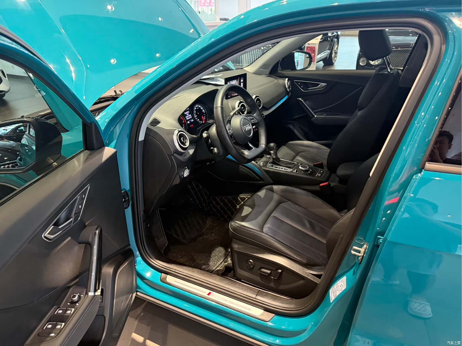 Audi Q2L, 2022 7