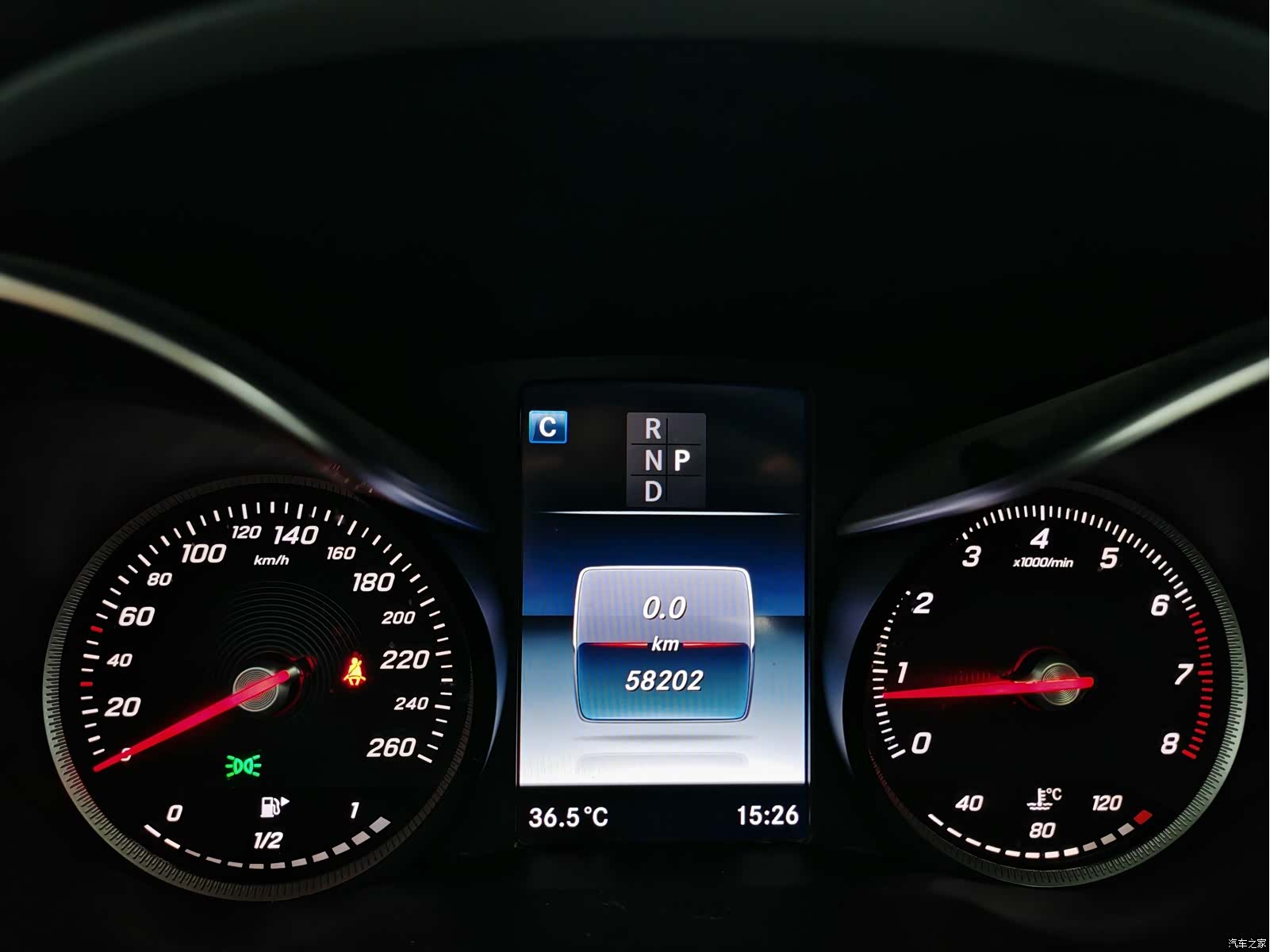 Mercedes-Benz GLC, 2016 8