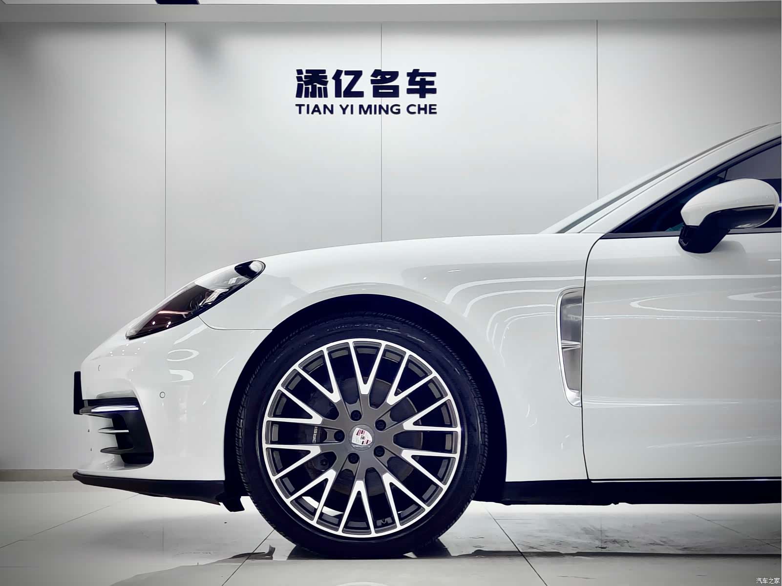 Porsche Panamera, 2018 6