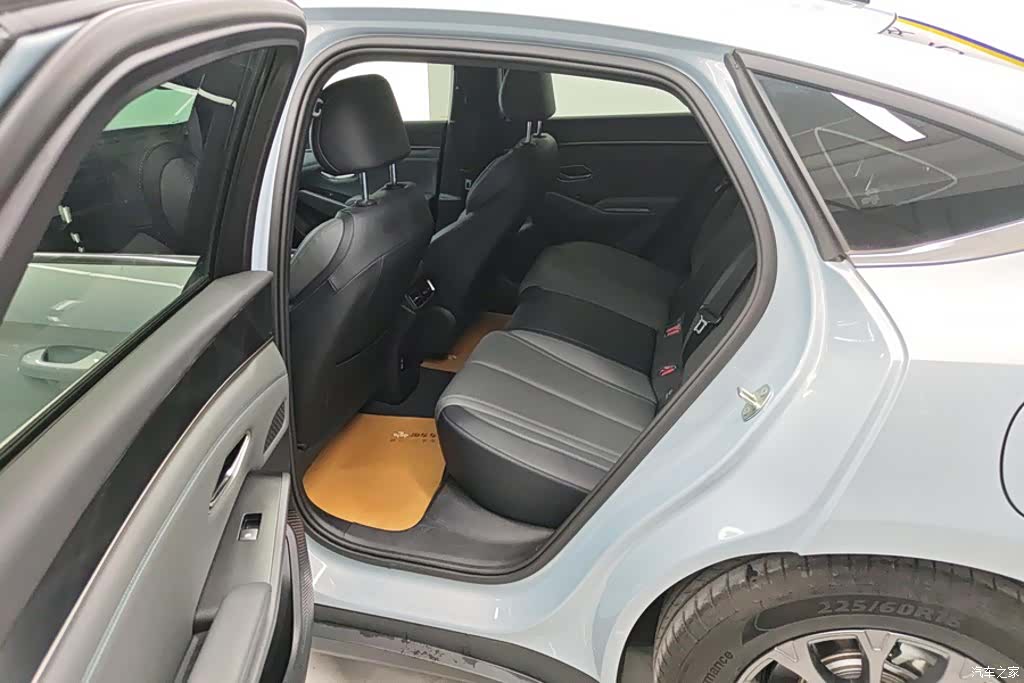 BYD Qin, 2025 11