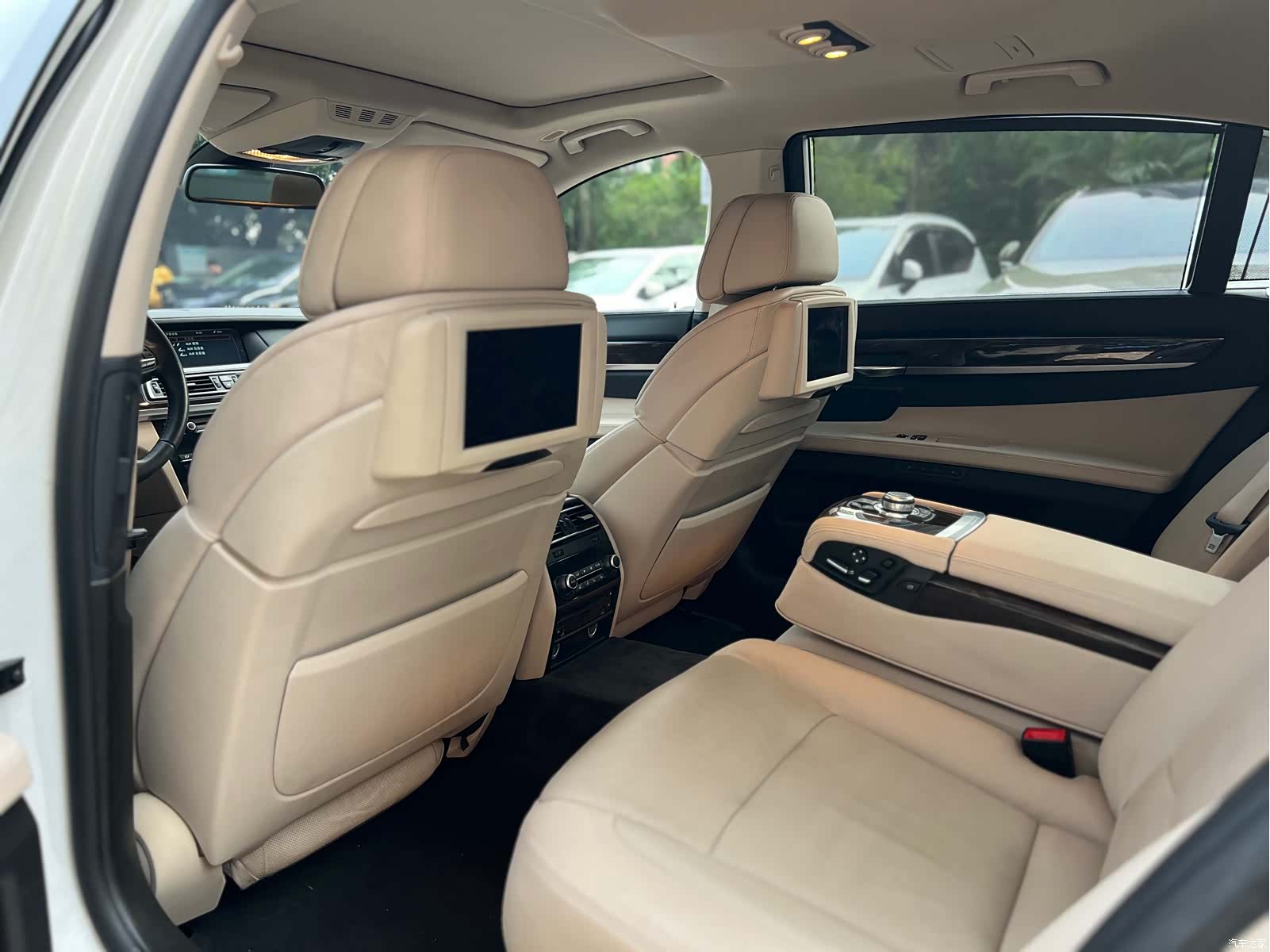 BMW 7 Series, 2013 7