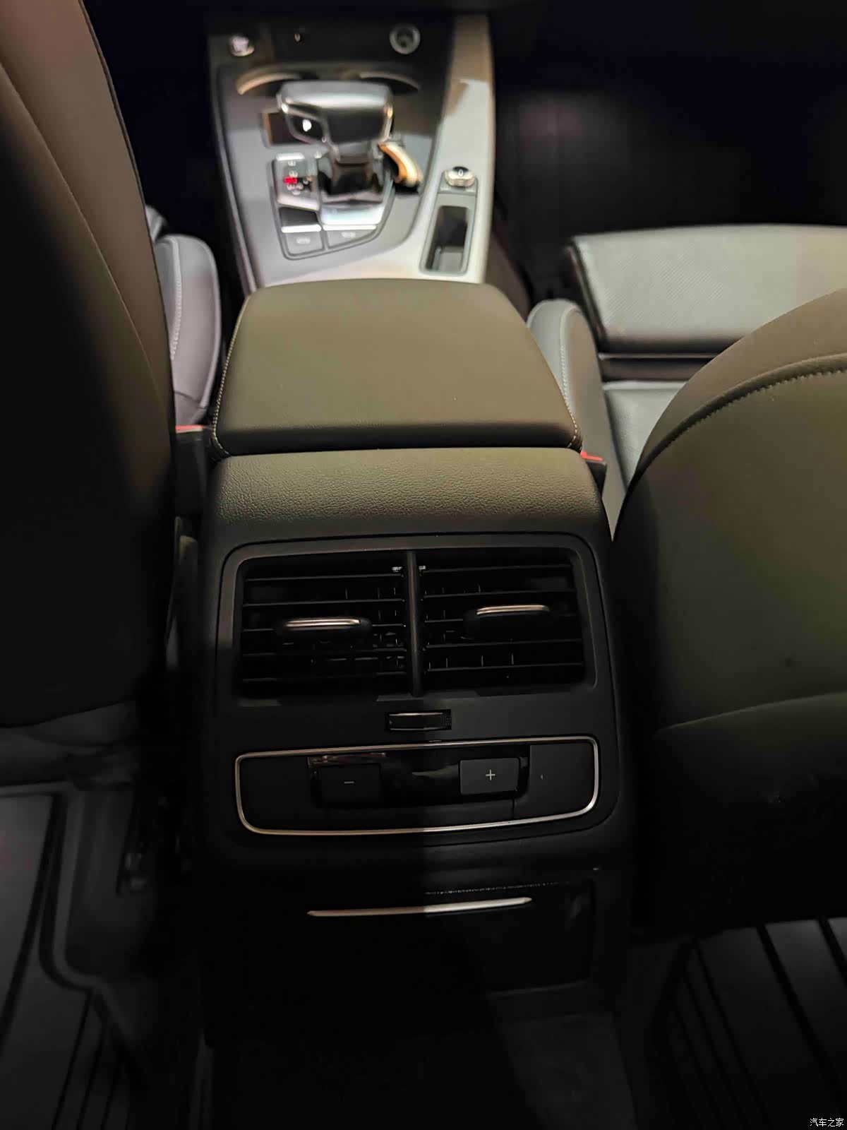 Audi A4L, 2021 10