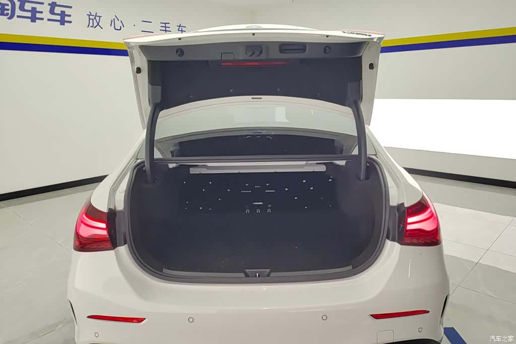 Mercedes-Benz A-Class, 2023 4