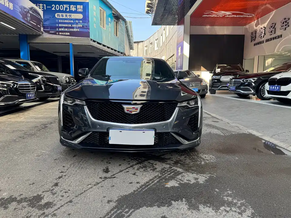 Cadillac CT4