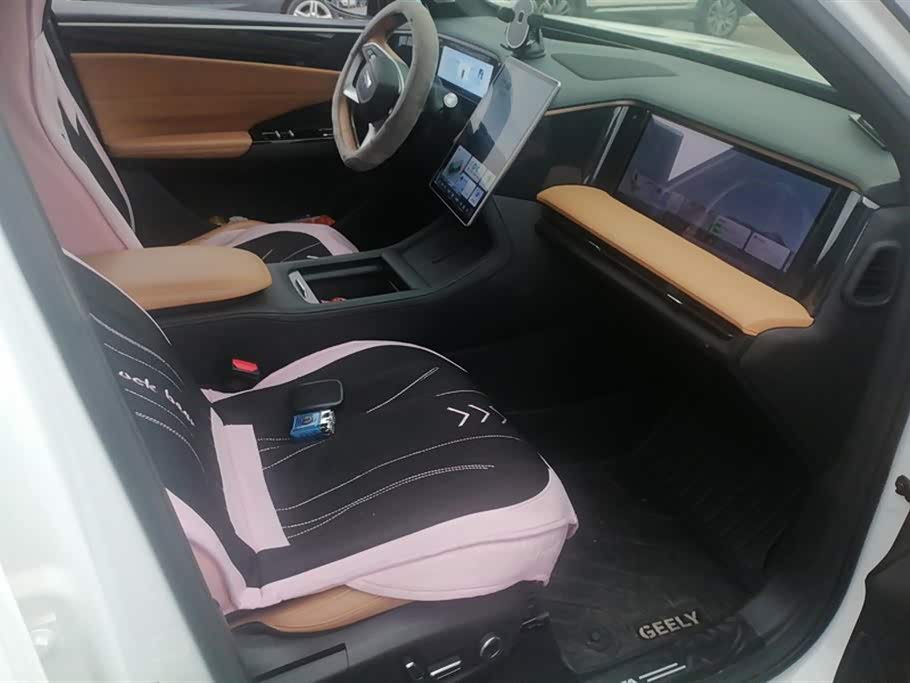 Geely Galaxy Galaxy L7