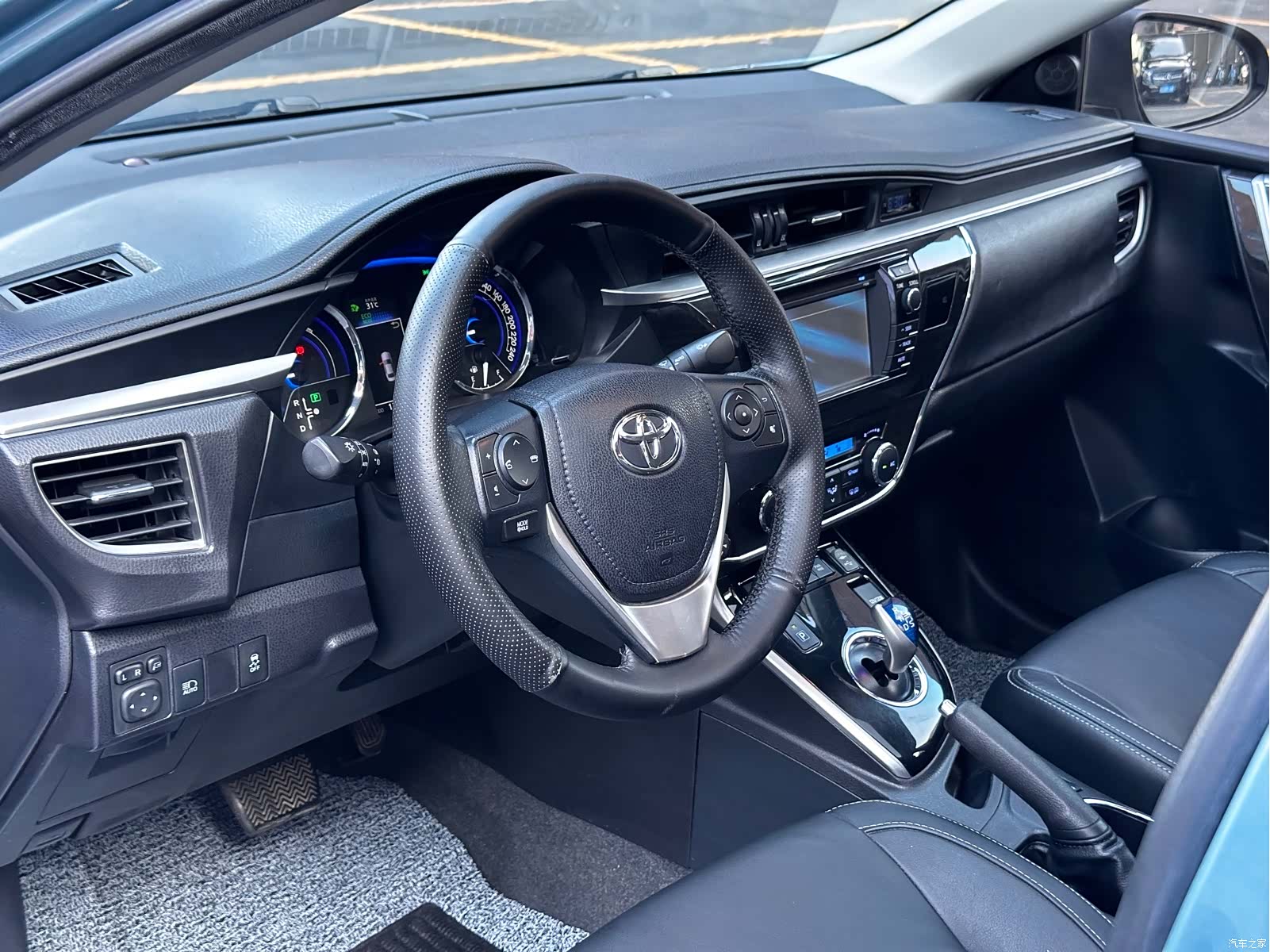 Toyota Corolla, 2015 15