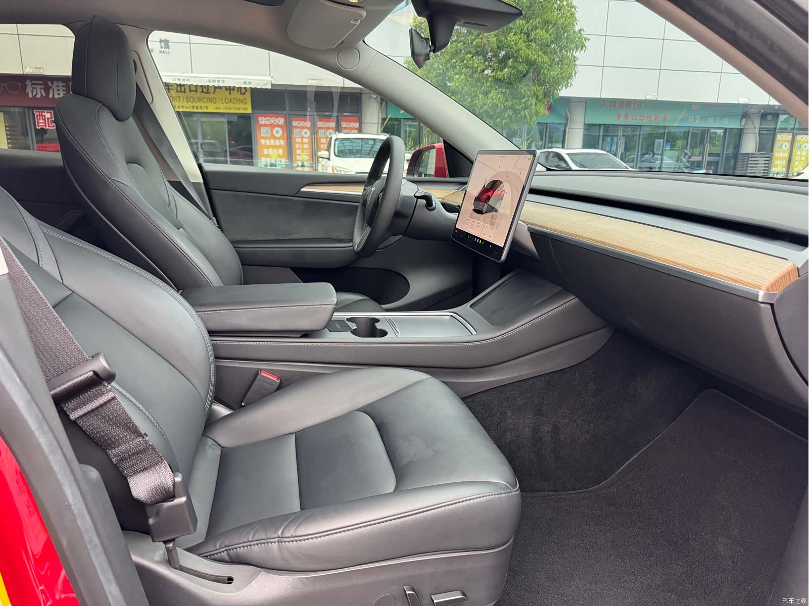 Tesla Model Y, 2022 11