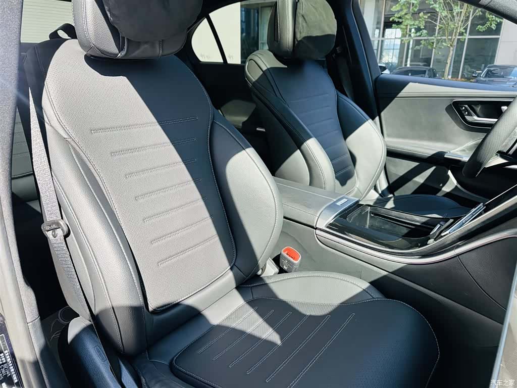 Mercedes-Benz C-Class, 2023 7