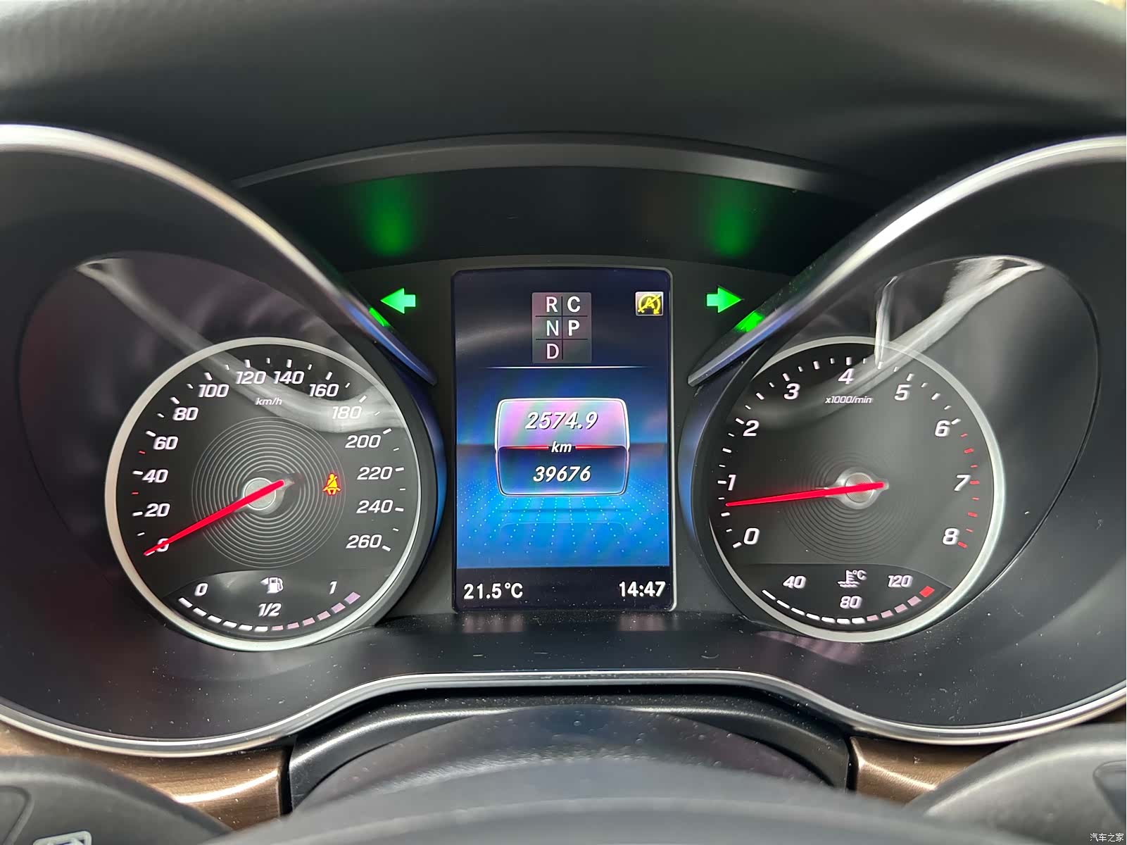 Mercedes-Benz V-Class, 2022 4
