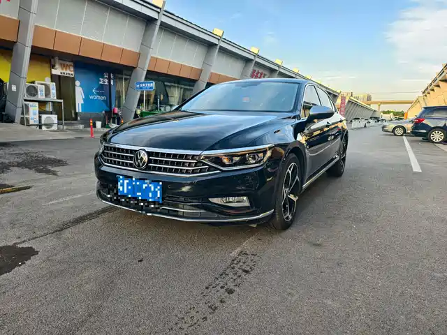 Volkswagen Magotan 2020 — купить из Китая под заказ
