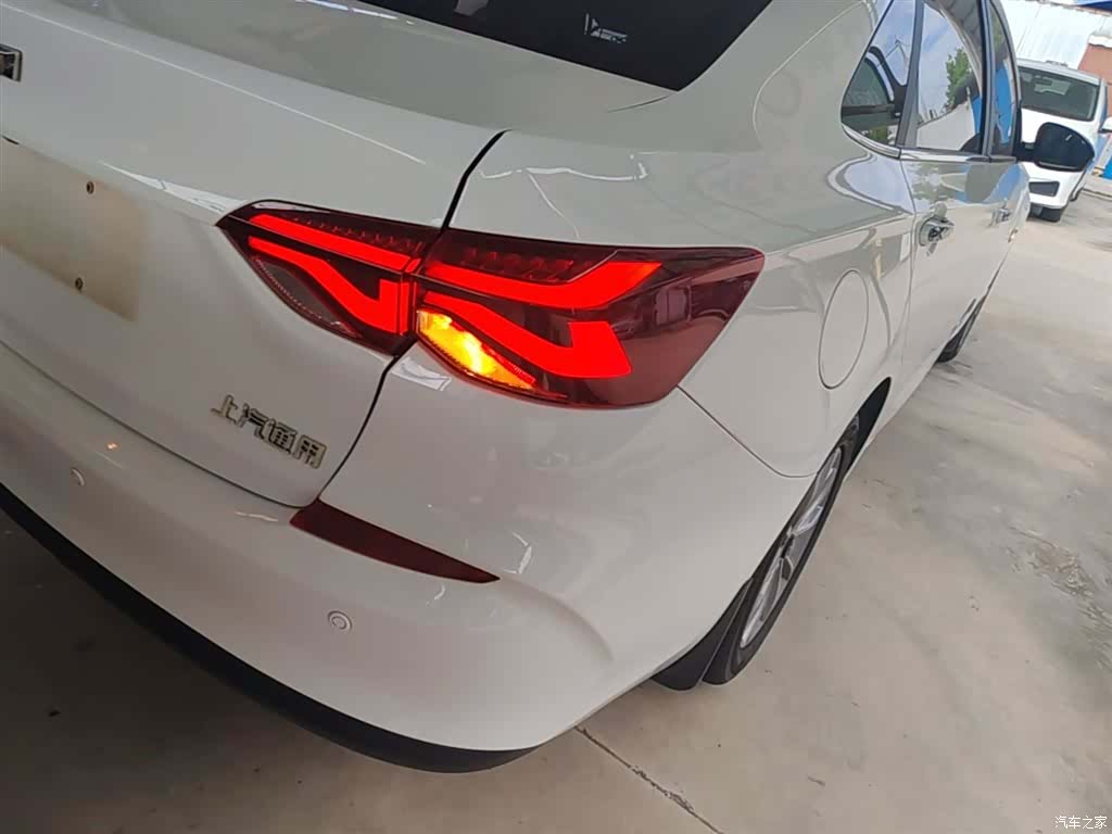 Chevrolet 320, 2021 8