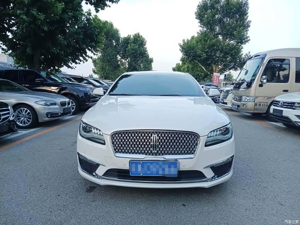 Lincoln MKZ, 2018 2