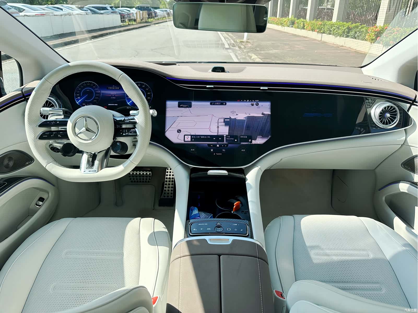 Mercedes-Benz EQS, 2024 18