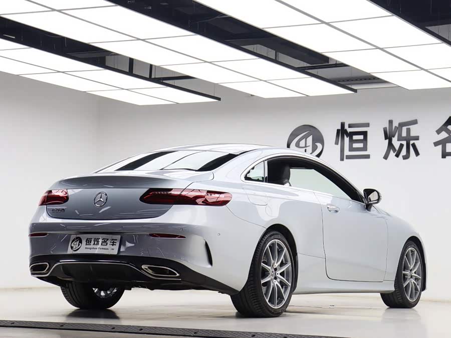 Mercedes-Benz E-Class 2021, фото 26